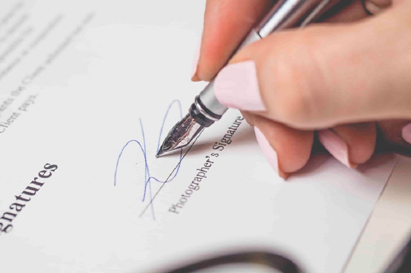 ¿Qué datos debe tener un contrato de trabajo?